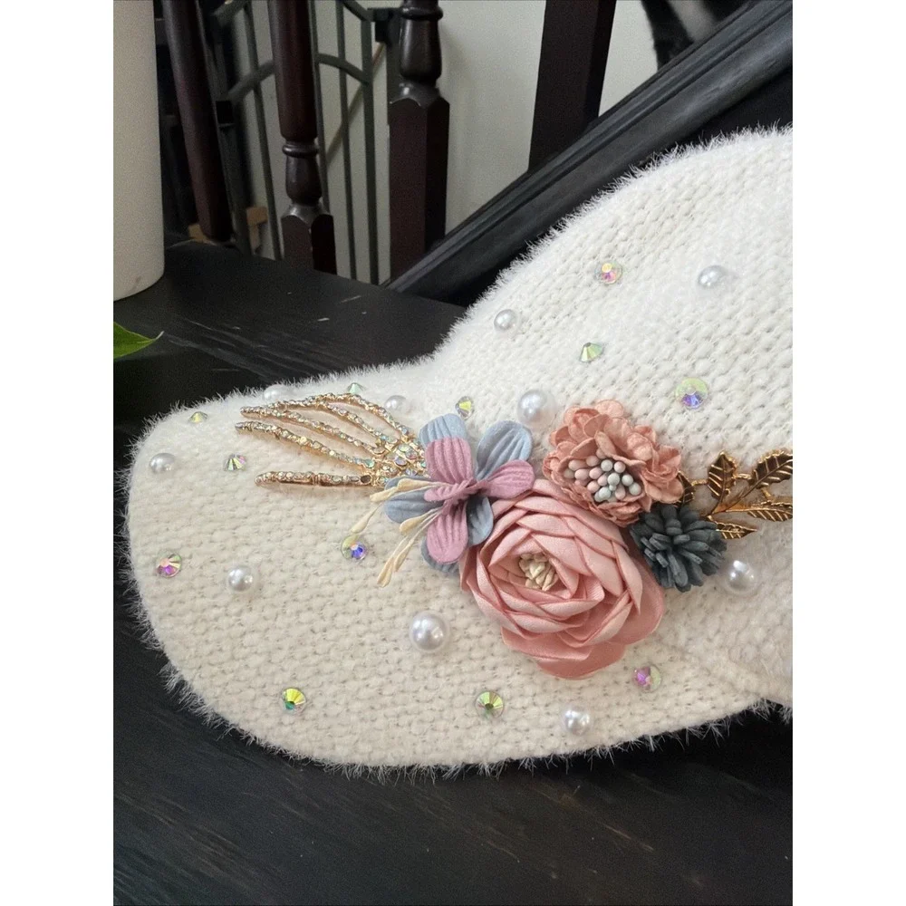 Hat White/cream Floral Embellished Baseball Cap with Pearls Missing 1 Charm